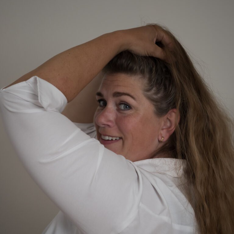 Portretfoto Met Witte Blouse